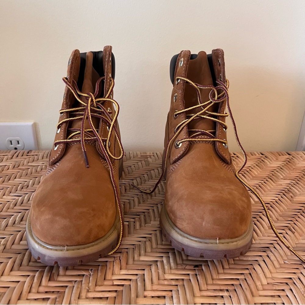 Timberland Boots Size 8W 6” Premium